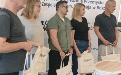 Renowacja i konserwacja mebli dla nauczycieli kształcenia zawodowego